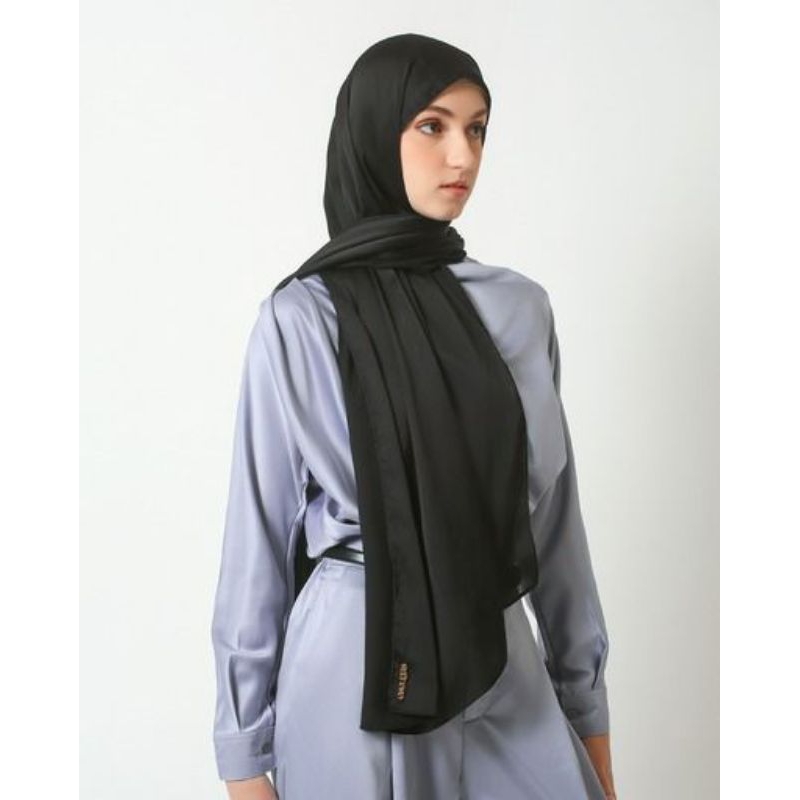 Esme Pashmina | Hijab Satin Elegan