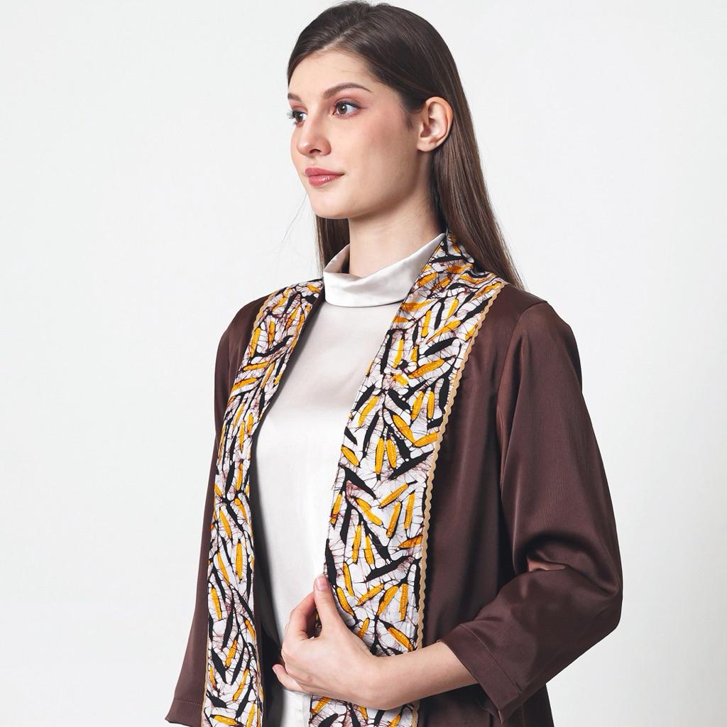 AMAHERA outer - silk with batik